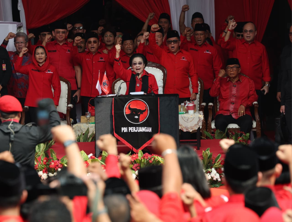 HUT Ke-81 RI, Megawati Justru Kritik Korupsi saat Pimpin Upacara PDIP