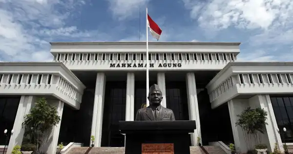 MA Kabulkan Kasasi, Suket Penyetaraan SMA Gibran Dinyatakan Tidak Sah 4 MA Kabulkan Kasasi, Suket Penyetaraan SMA Gibran Dinyatakan Tidak Sah